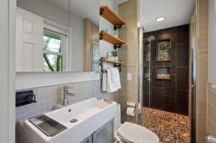 8516 Stanley Ave S - Photo 17