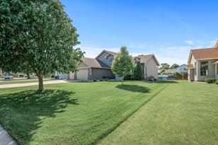 12556 Goodhue St NE - Photo 3