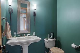 3327 Twin Lake Ct - Photo 25