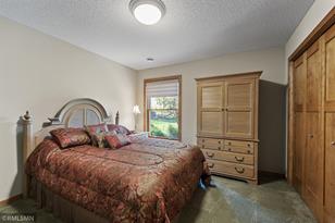 3327 Twin Lake Ct - Photo 39