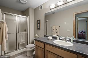 3327 Twin Lake Ct - Photo 41