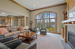 3327 Twin Lake Ct - Photo 13