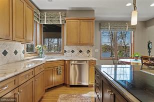 3327 Twin Lake Ct - Photo 21
