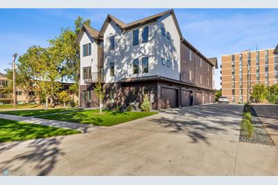 502 8th Street S #2, Fargo,  58103 - Photo 1