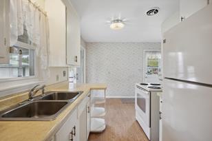 365 County Road B W - Photo 3