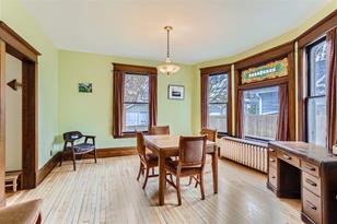 235 King St W - Photo 3