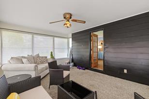 7609 Lee Ave N - Photo 11