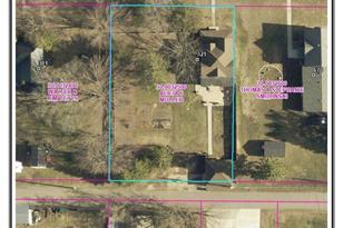 321 E 7th St - Photo 47