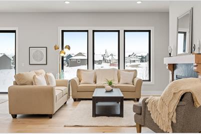 4927 Parkside Circle, Eagan, MN 55123 - Photo 5