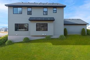 636 Parkside Ct, Eagan, MN 55123 - Photo 29