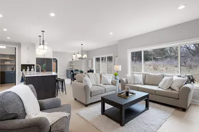 636 Parkside Court, Eagan, MN 55123 - Photo 9
