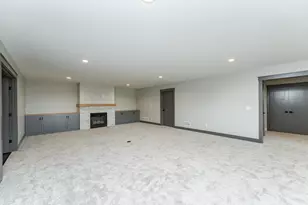 2630 Scenic Point Dr SW, Rochester, MN 55902 - Photo 35