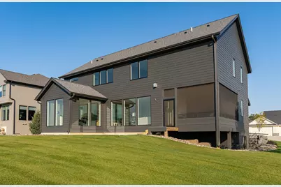 2630 Scenic Point Drive SW, Rochester, MN 55902 - Photo 3