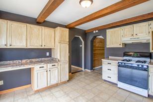 707 14 St NW - Photo 5
