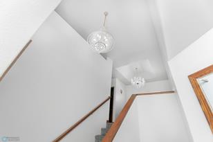 910 41st Ave S - Photo 3