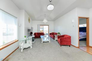 910 41st Ave S - Photo 13