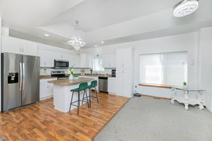 910 41st Ave S - Photo 11