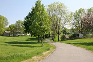 712 24th St SE - Photo 11