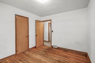 1774 Hampshire Ave - Photo 25