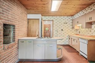 1774 Hampshire Ave - Photo 15