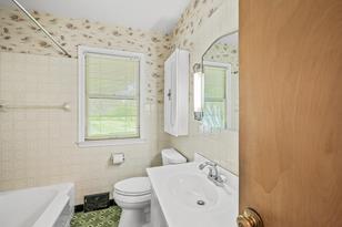 1774 Hampshire Ave - Photo 27