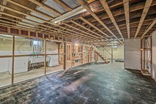 1774 Hampshire Ave - Photo 33