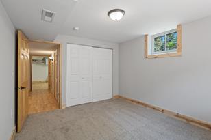 301 Oriole Ave S - Photo 33