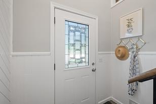 301 Oriole Ave S - Photo 11