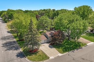 301 Oriole Ave S - Photo 49