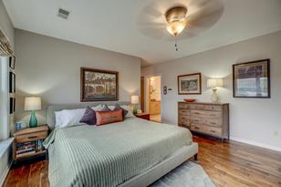 101 Olive St E - Photo 33