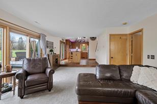 15219 Tyler St NE - Photo 9