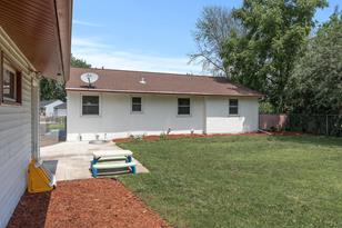 2210 Spruce Pl - Photo 7