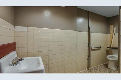 619 Broadway Street S, Menomonie, WI 54751 - Photo 17