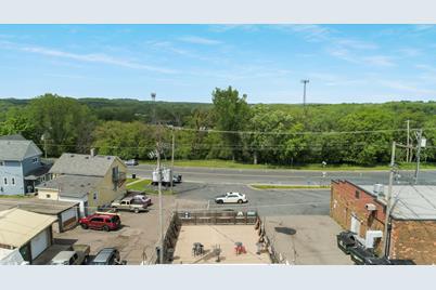 619 Broadway Street S, Menomonie, WI 54751 - Photo 5