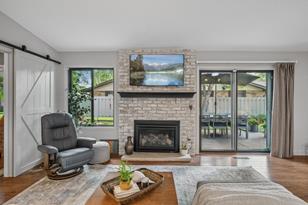 981 Zanzibar Ln N - Photo 7
