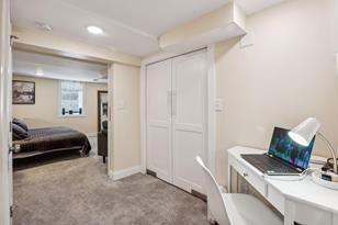 1379 Breda Ave - Photo 33