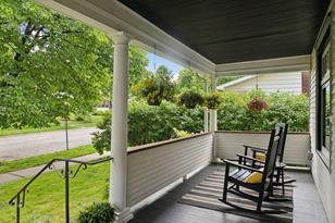 1379 Breda Ave - Photo 7