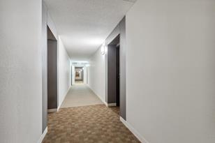7601 W 101st St - Photo 5