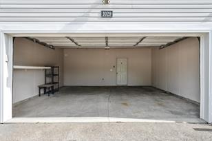 1029 Newport Ave - Photo 19