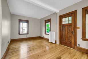 885 Livingston Ave - Photo 7