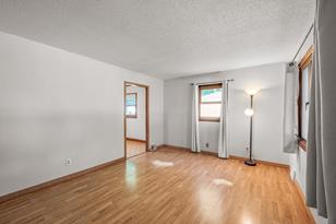 5839 Quebec Ave N - Photo 7