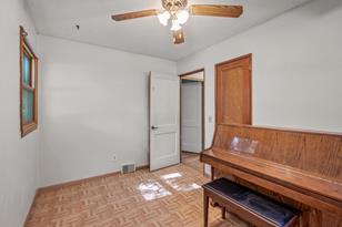 5839 Quebec Ave N - Photo 29