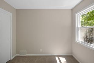 4181 Hampshire Ave N - Photo 19