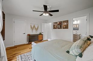 4405 Jonquil Ln N - Photo 17