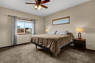 3075 12th Ave N - Photo 33