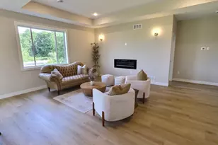 7541 Lake John Dr, Annandale, MN 55302 - Photo 11