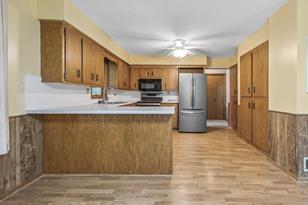 6818 Buckingham Ct - Photo 11