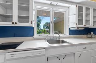 2021 Glenwood Dr NE - Photo 17