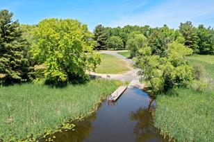 2021 Glenwood Dr NE - Photo 9