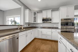 13864 Savanna Dr - Photo 7
